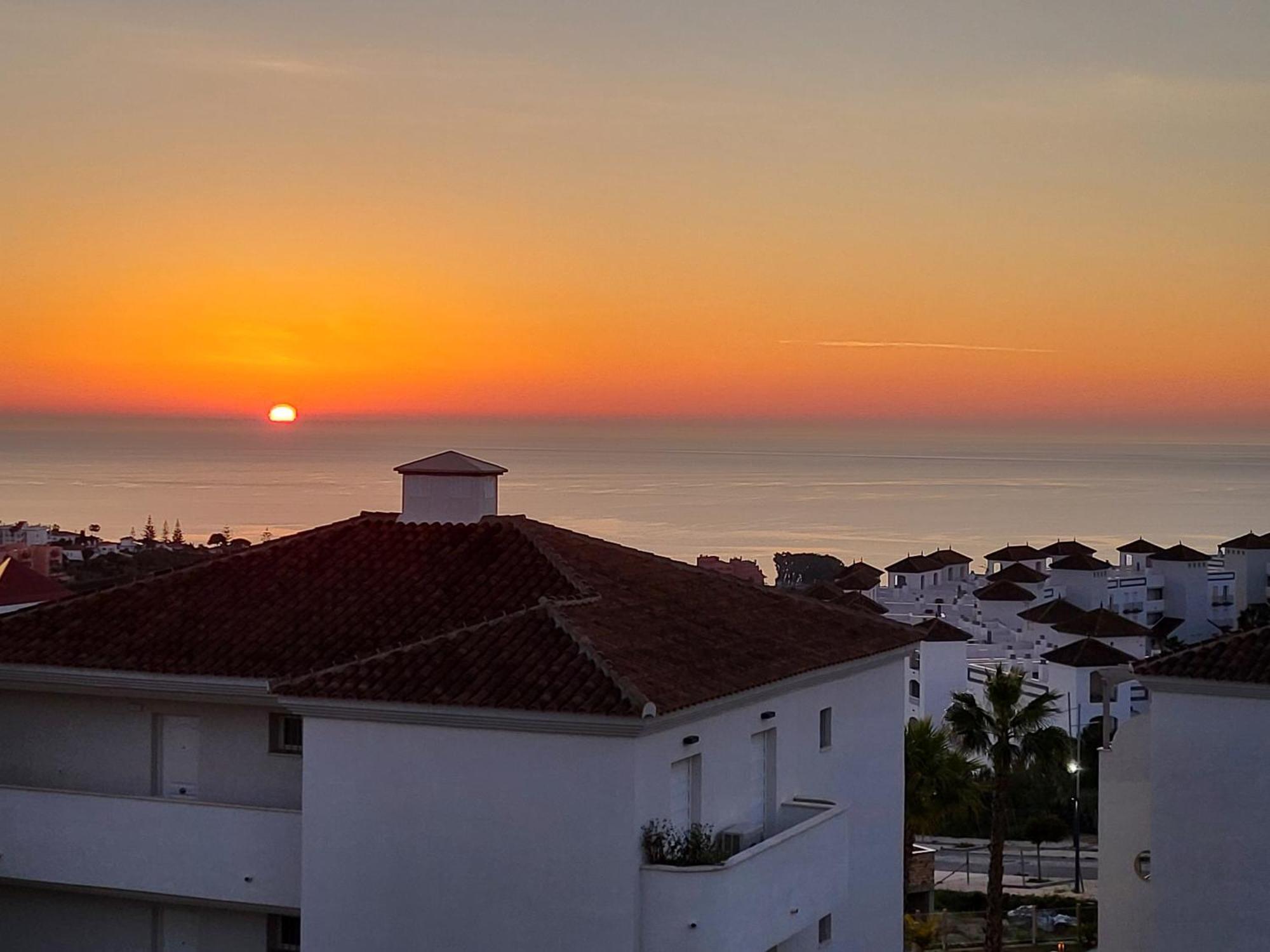 Casa Maite Del Mar By Casa De Sol Hr Apartment Manilva Bagian luar foto